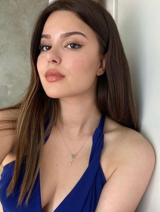 Çırçır Güzel Gülüşlü Partner Bayan Escort Sultan