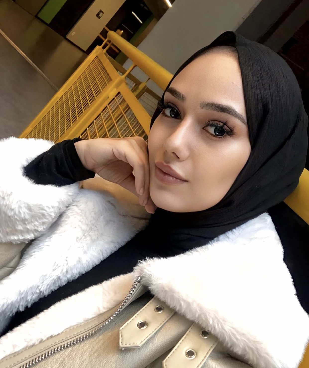Güçlükonak Arabada Görüşen Escort Bayan Zehra