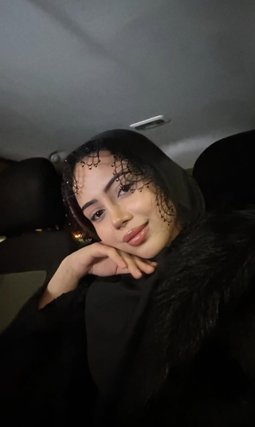 Şenkaya Efsanevi Kadın Escort Bayan Yasemin