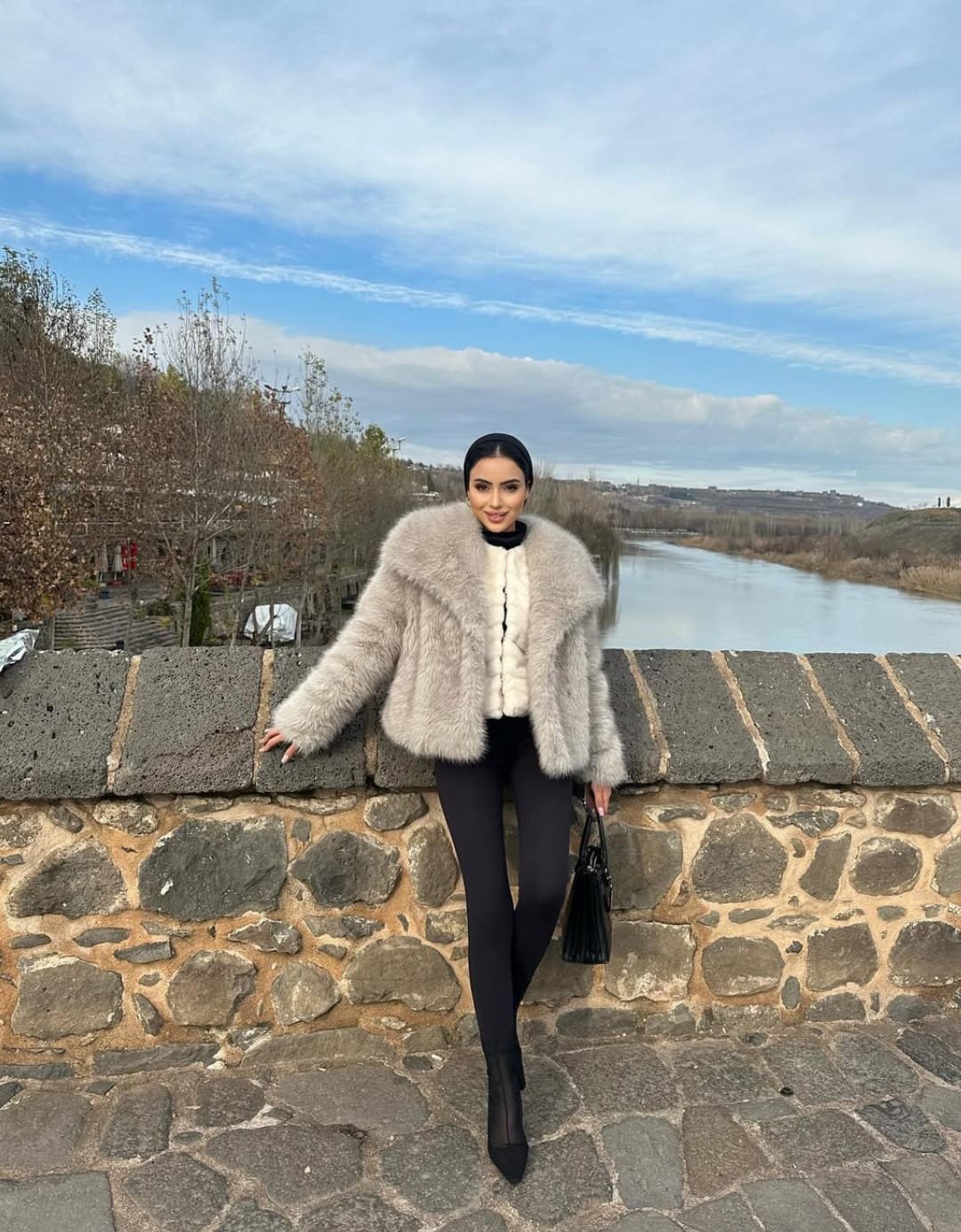 Saraykent Zeki ve Güzel Kadın Escort Bayan Kayra