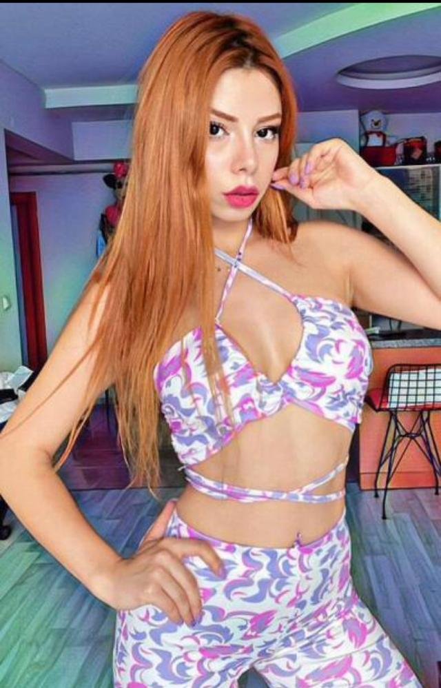 Akyarlar Tatlı Dilli Bayan Escort Aimee