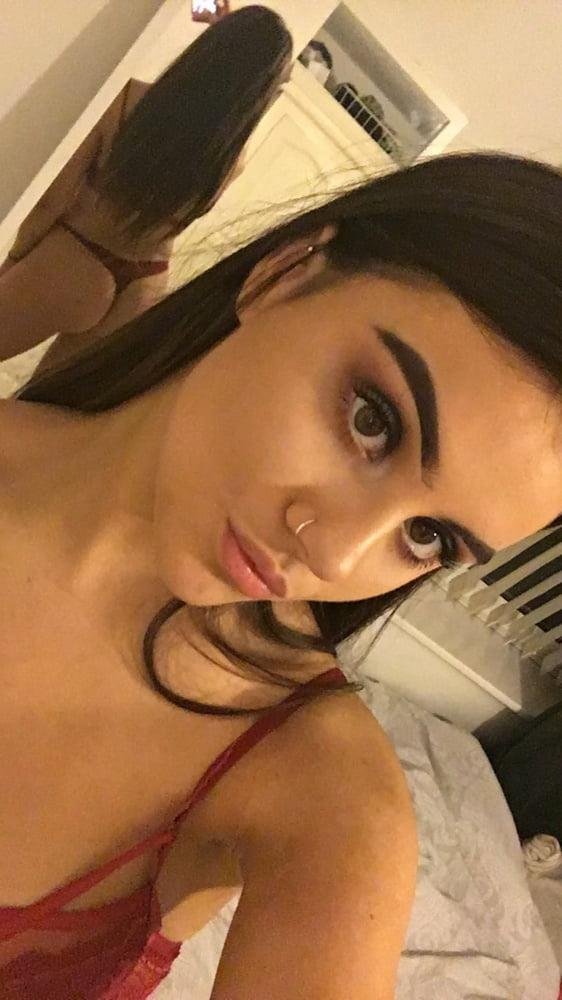 Tomarza Güzel Bir Gelecek Escort Zeynep