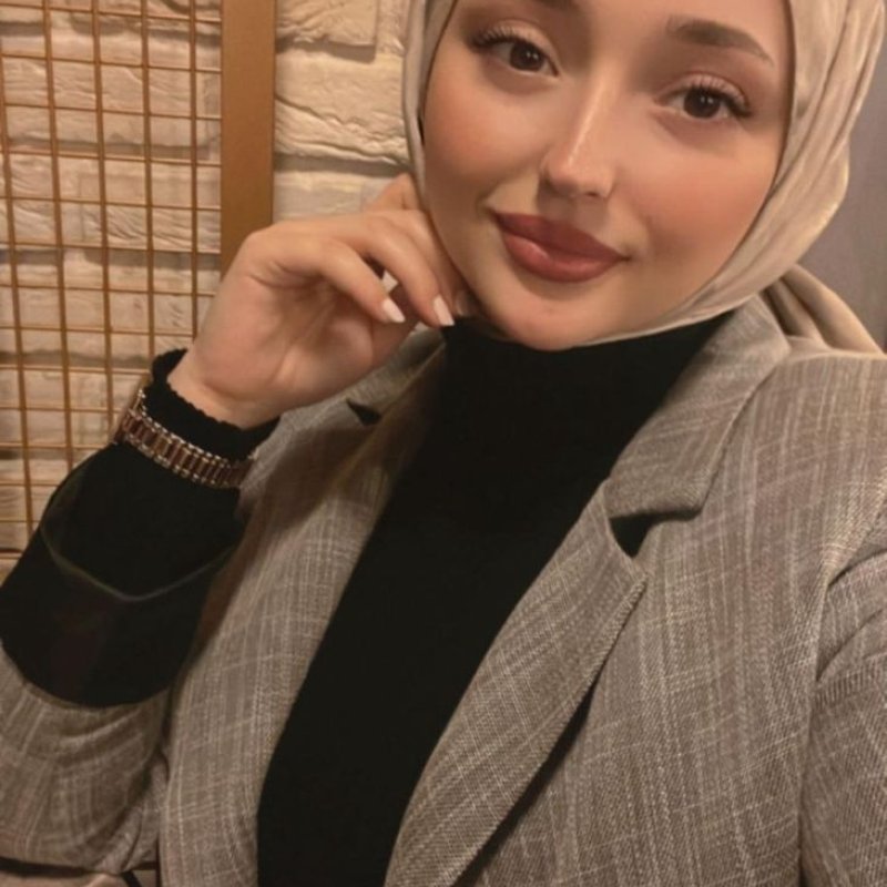 Suşehri Sadık Kadın Bayan Escort Safiye