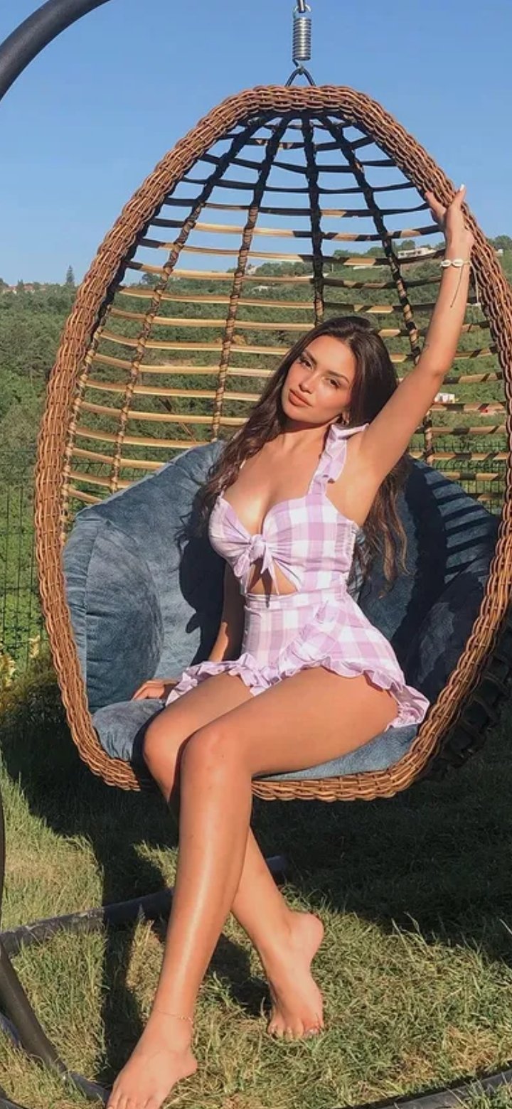 Pürtelaş Daha İyi Bir Gelecek Escort Bayan Gülden