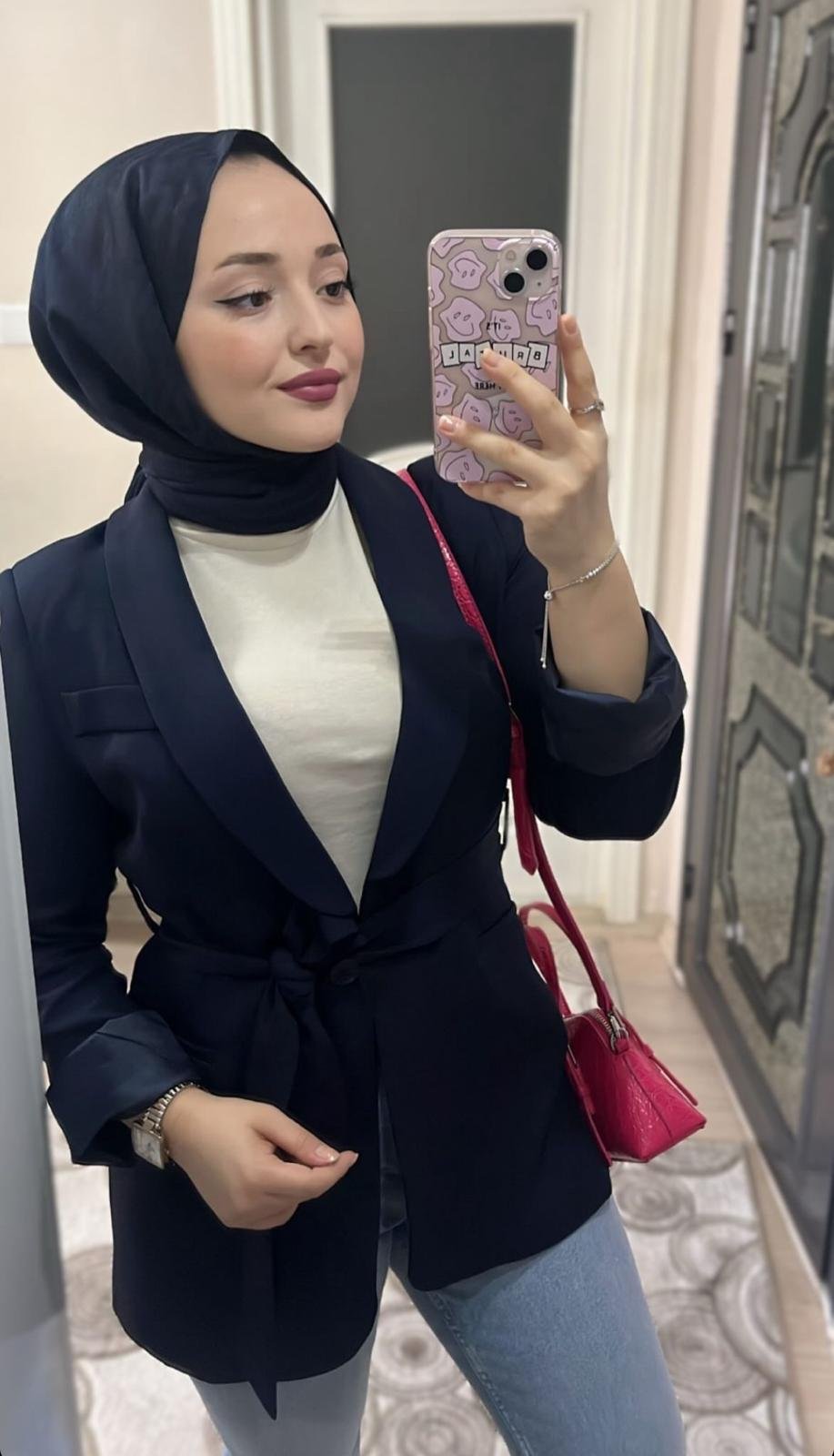 Sancaktepe Hayalini Arayan Kadın Bayan Escort Vildan