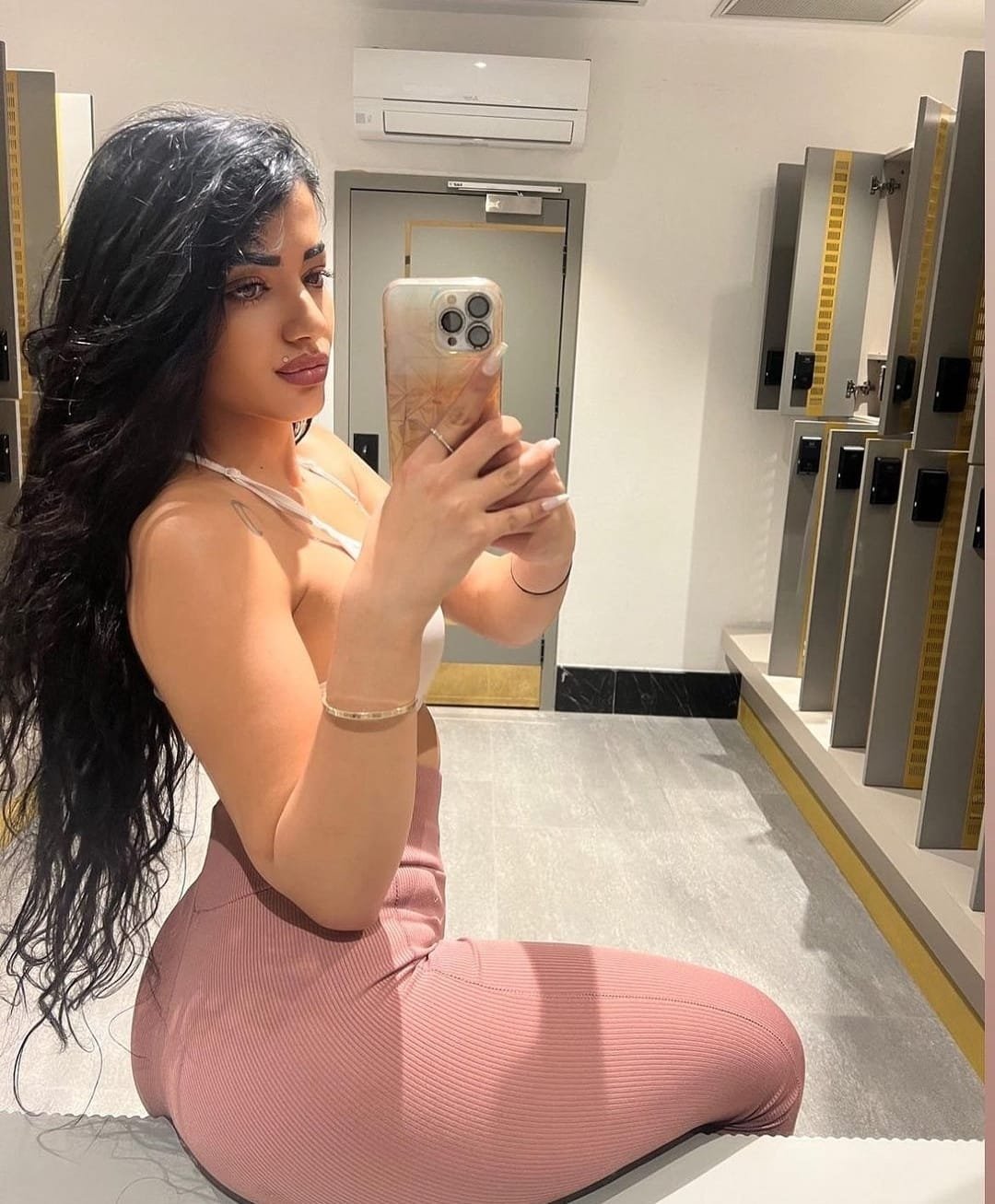 Feneryolu Erişilebilir Kadın Bayan Escort İpek