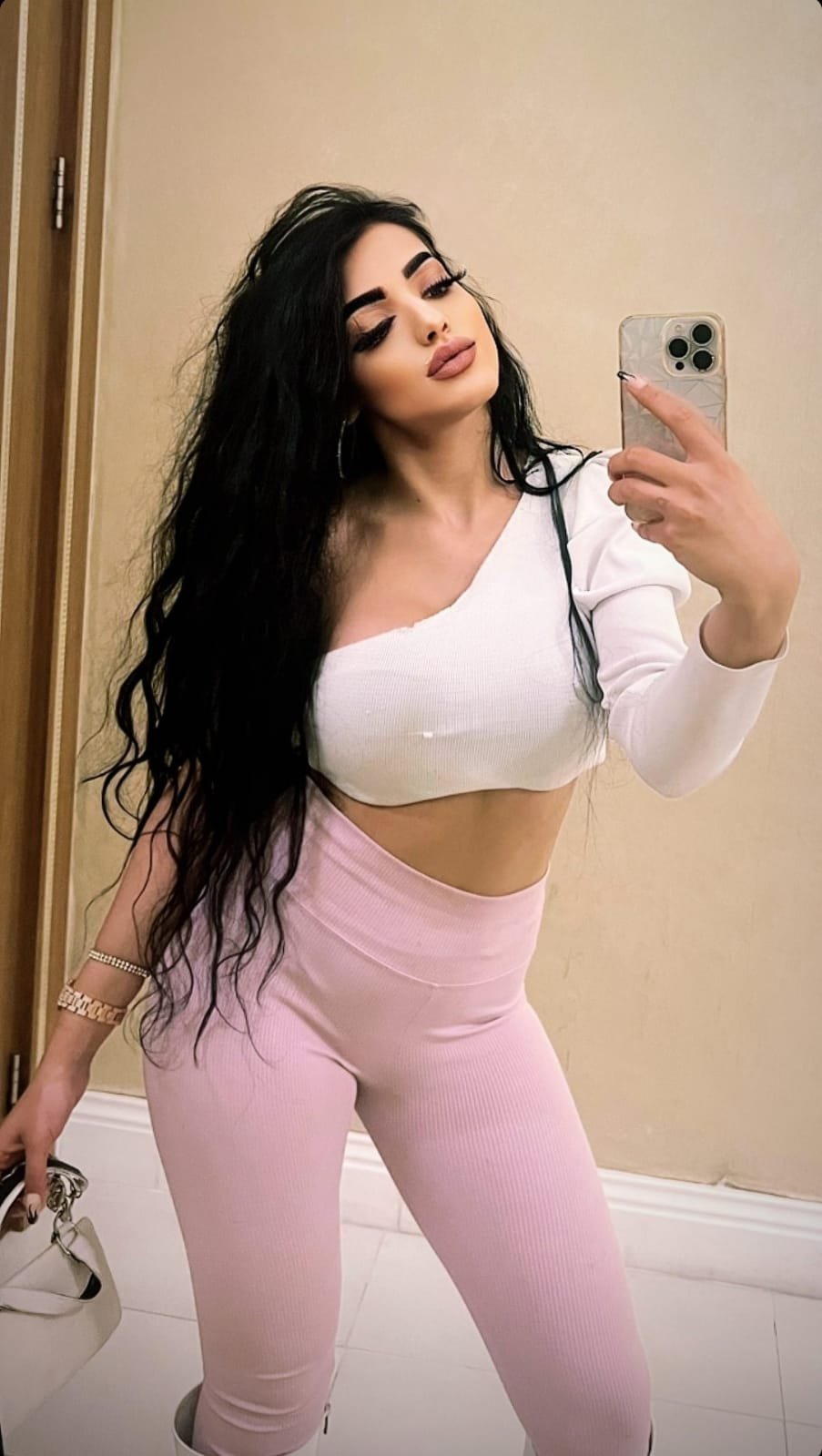 Siverek Güzel Bir Gelecek Escort Bayan Çiğdem