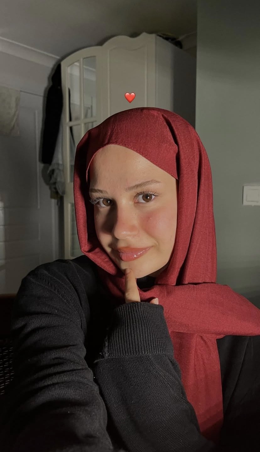 Selçuklu Elden Ödeme Bayan Escort Şebnem